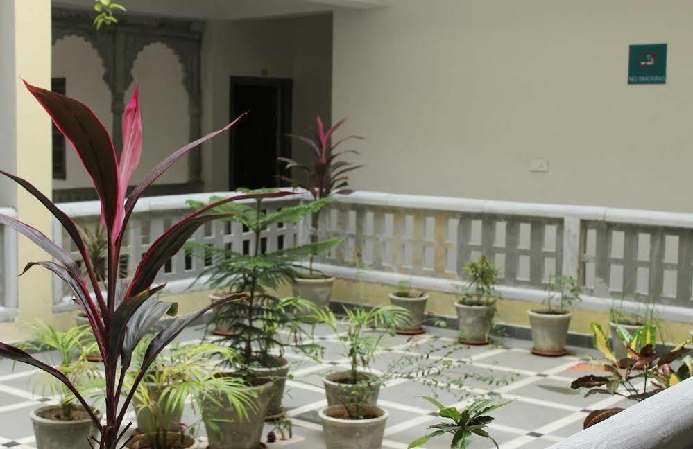 Oyo 1159 Hotel Chandra Prakash Udaipur Esterno foto