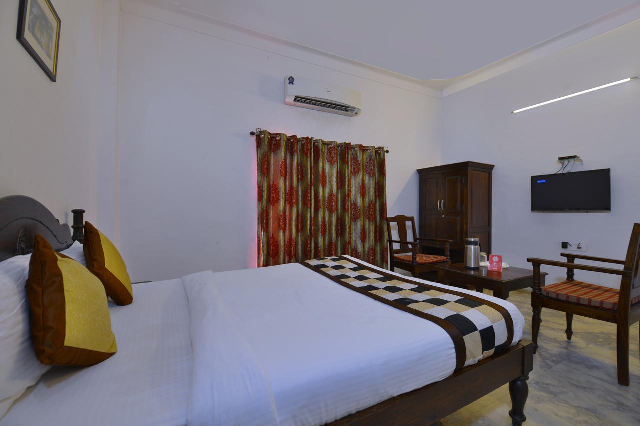 Oyo 1159 Hotel Chandra Prakash Udaipur Esterno foto